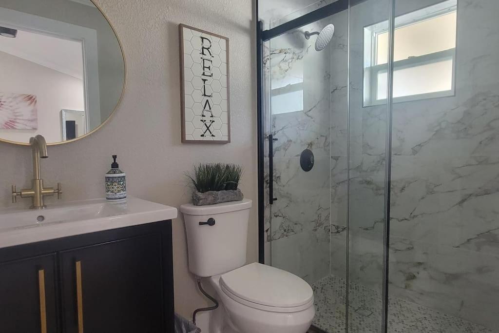 Alluring Luxury Oasis, Modern Comfort & Relaxation Wellington Exterior foto